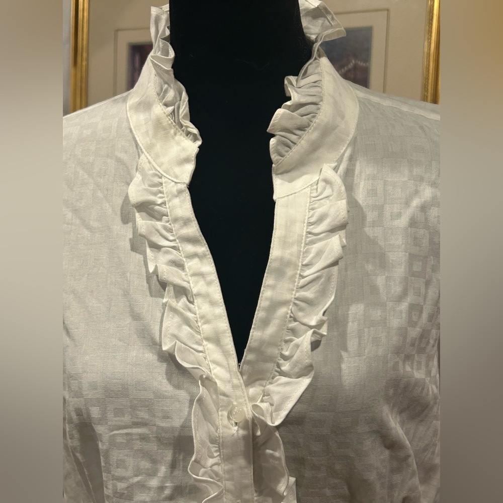 AK Anne Klein ruffled short sleeve button down top.